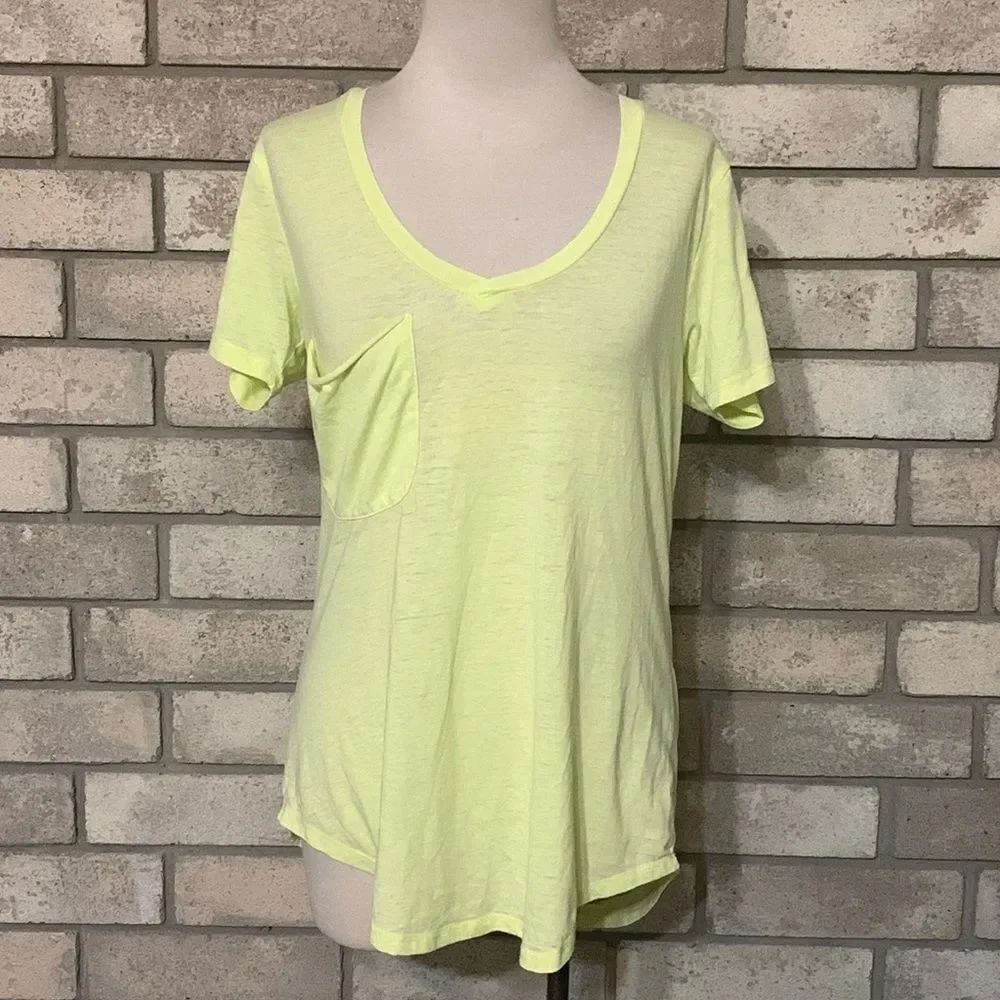 3for$20 very light top size medium runs small like size small